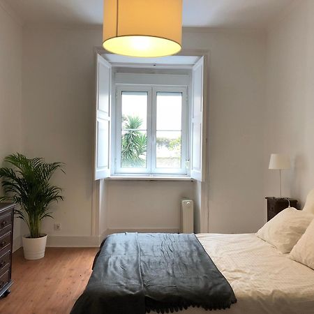 Charming 2 Bedroom Apartment - Bairro Alto, Principe Real ลิสบอน ภายนอก รูปภาพ