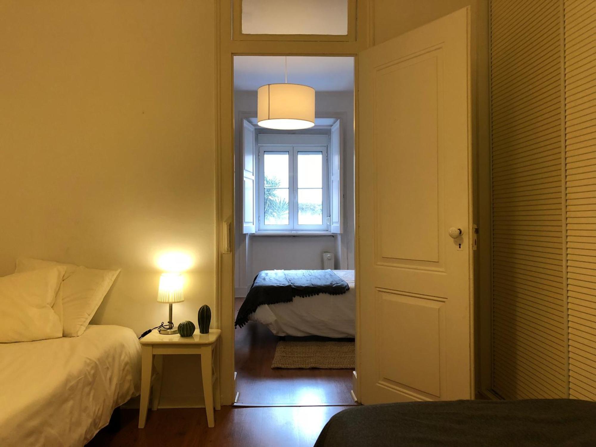 Charming 2 Bedroom Apartment - Bairro Alto, Principe Real ลิสบอน ภายนอก รูปภาพ